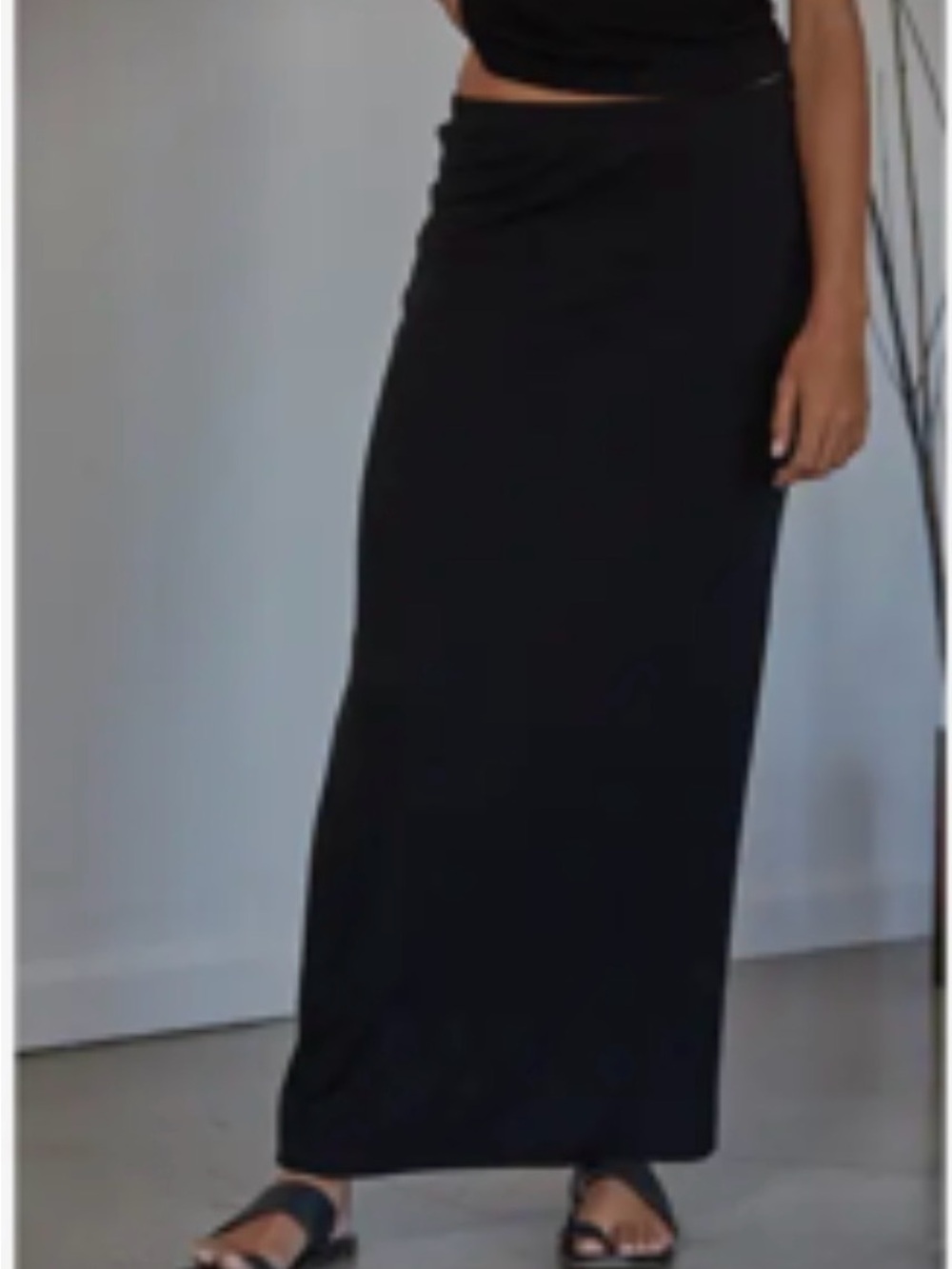Black Maxi Skirt - Sleek Everyday Style